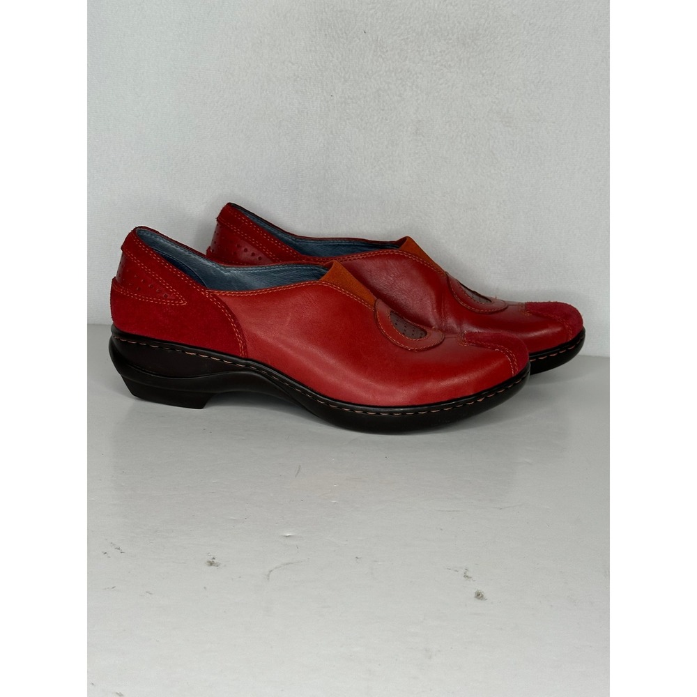 Indigo by Clarks Womens Red Leather Suede Slip On Loafers Shoes Boho  Size 6M